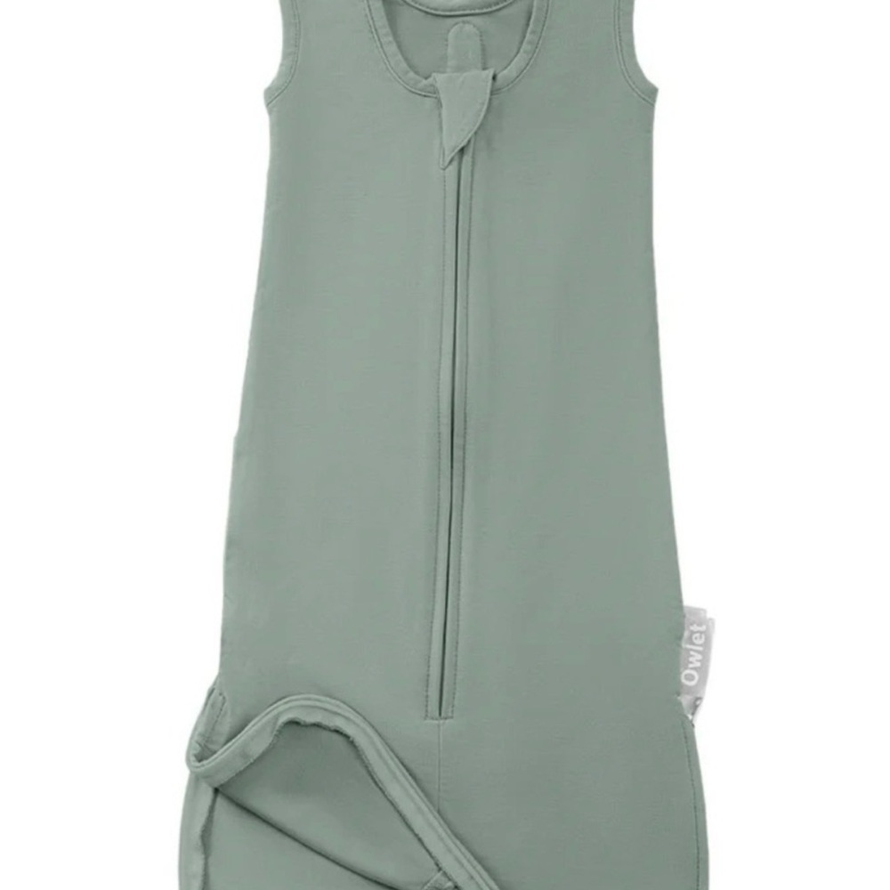 Sleeveless Baby Sleep Sack in Sage Green - Soft Zip Front 💜🩶